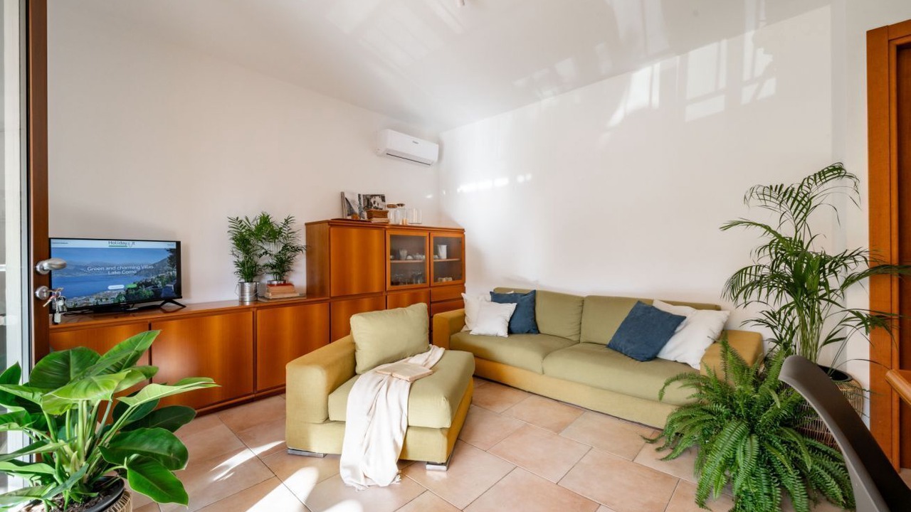 Photo of Livingroom in Dervio