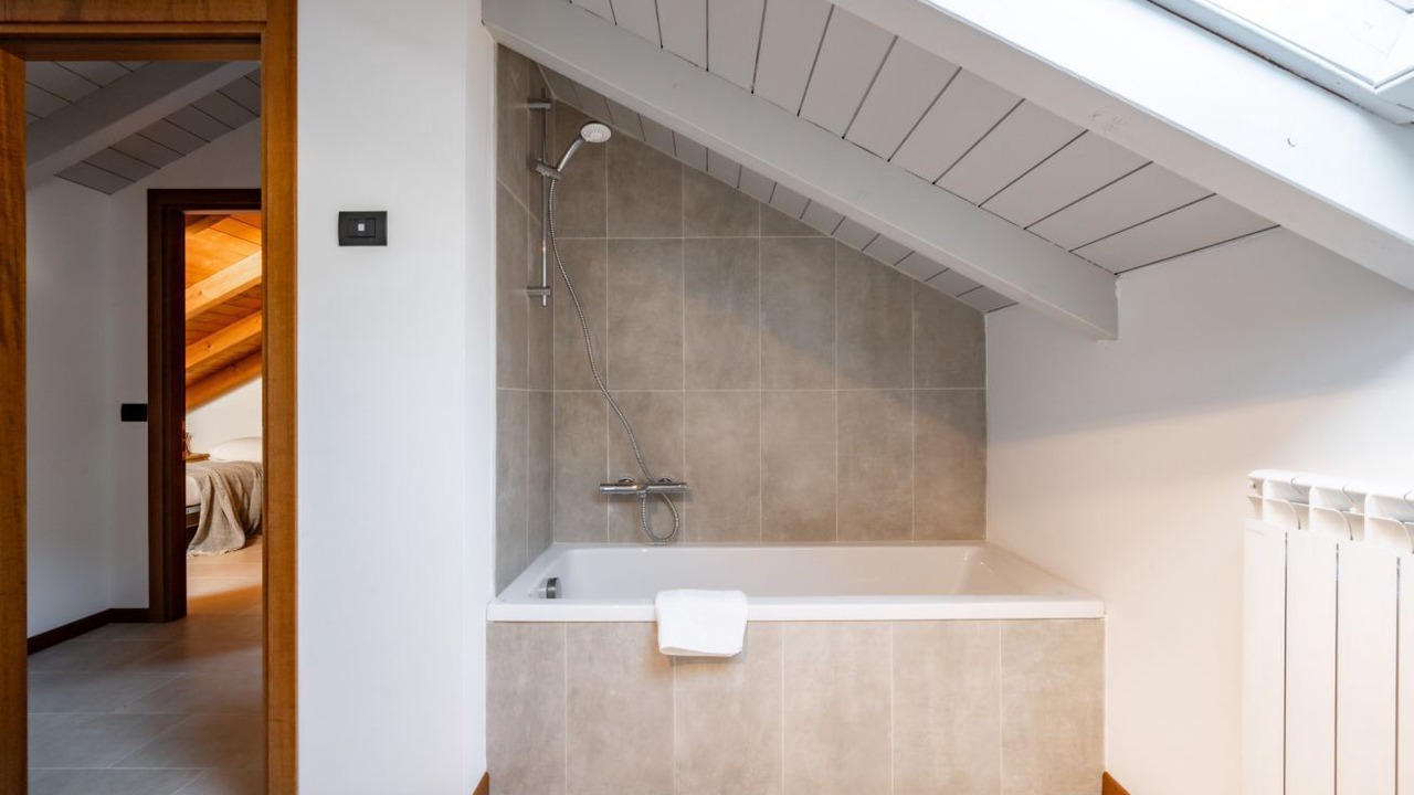 Photo of Bathroom in Dervio