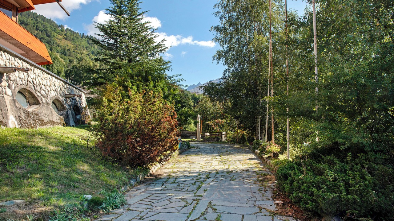 Photo of Outdoor in Temu