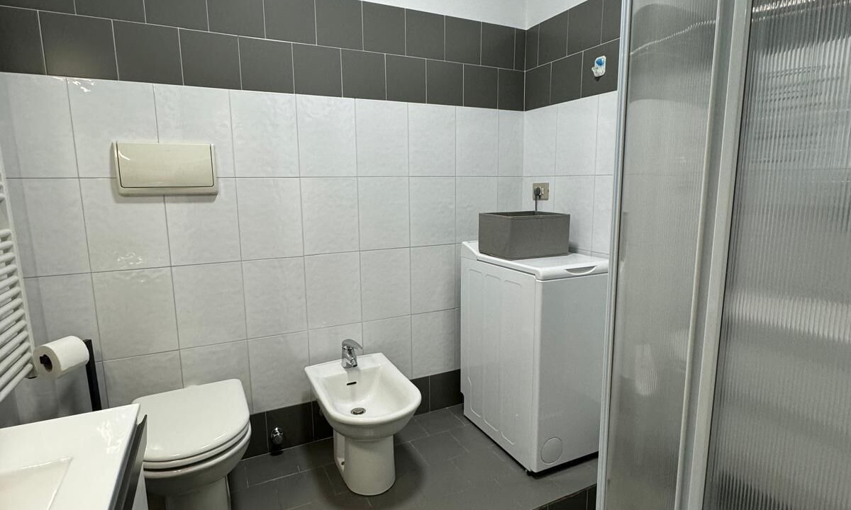 Photo of Bathroom in Varesine