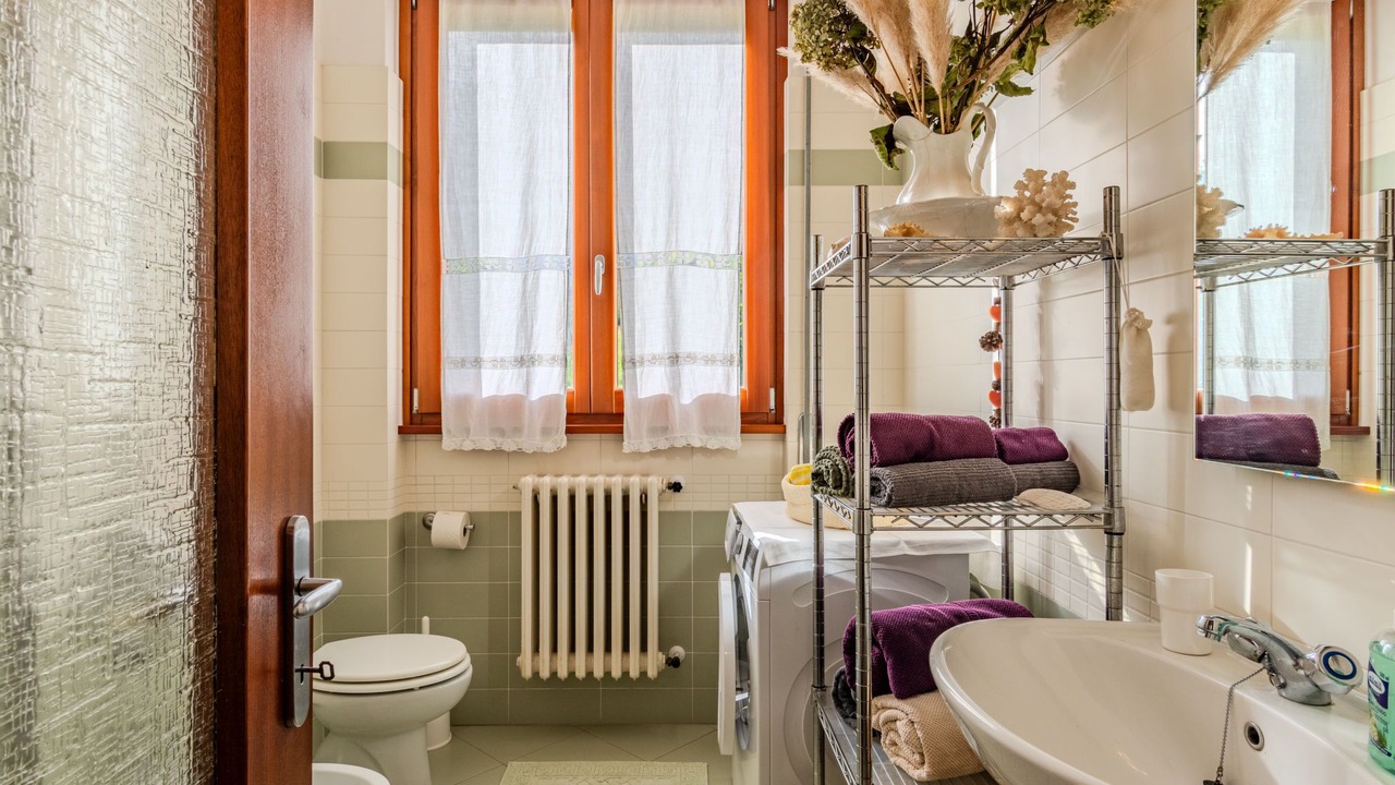 Photo of Bathroom in Colico Piano