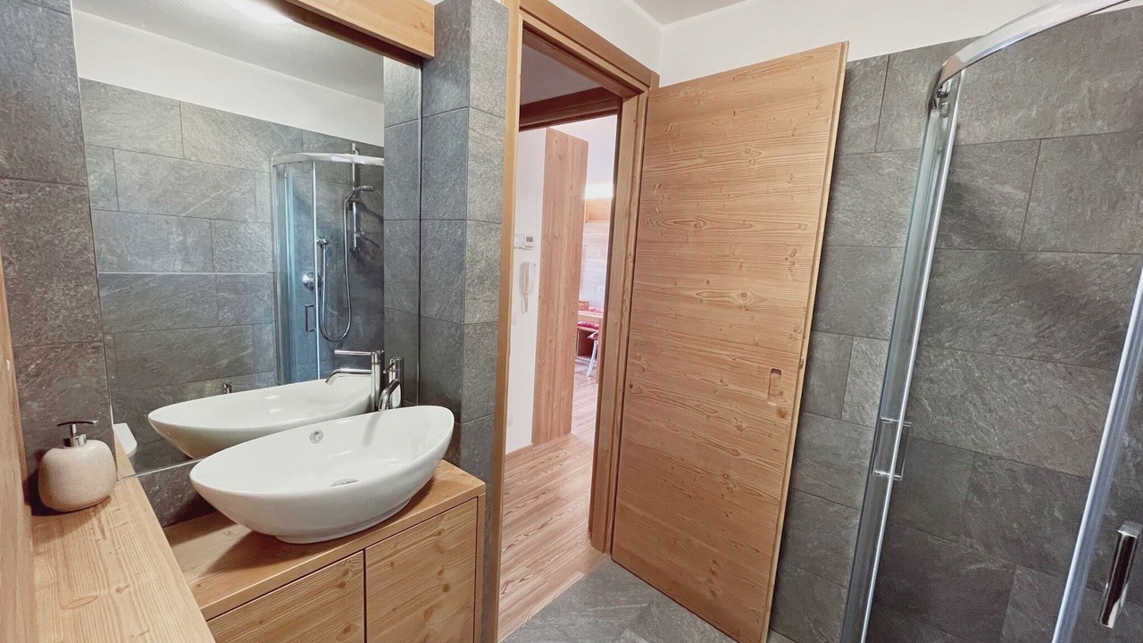 Photo of Bathroom in Campodolcino