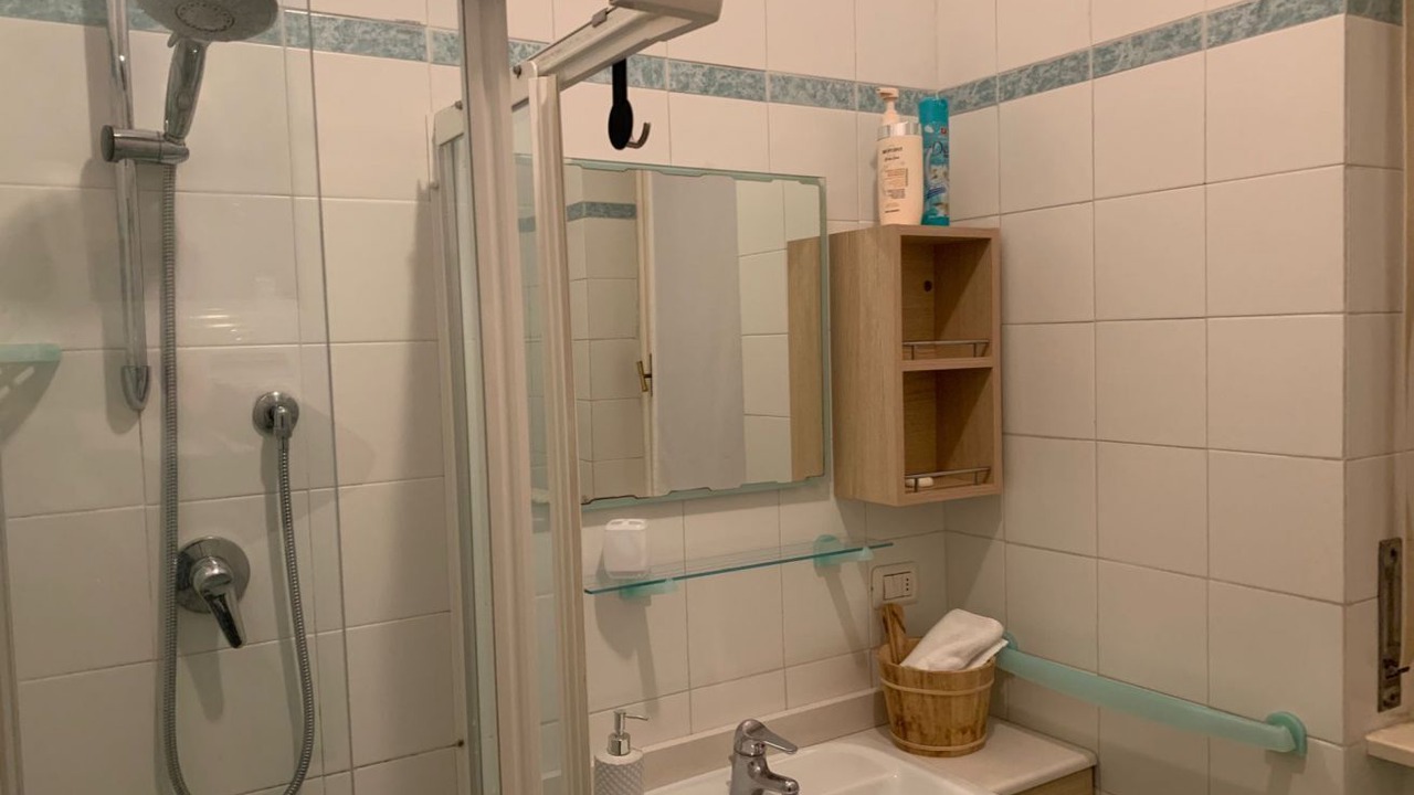 Photo of Bathroom in Como