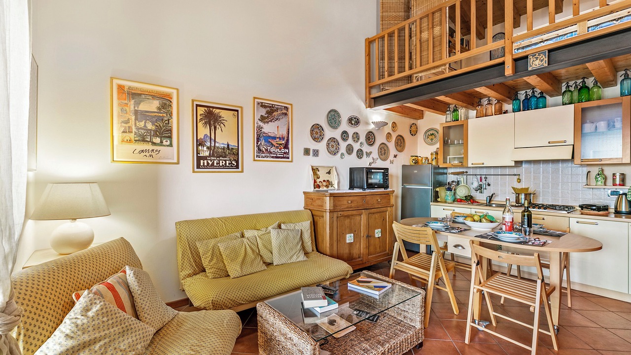 Photo of Bedroom in Toscolano Maderno