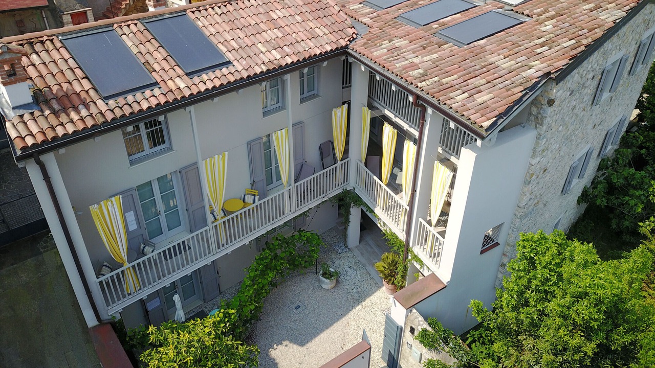 Photo of Outdoor in Roe