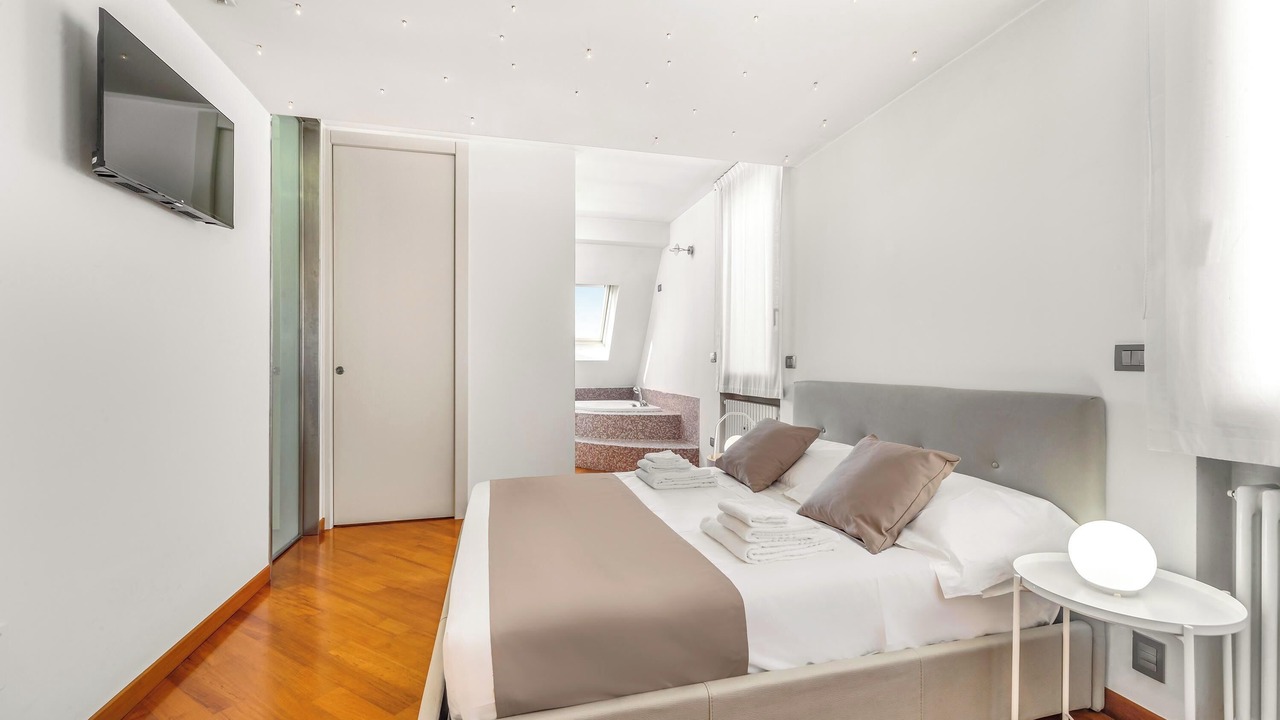 Photo of Bedroom in Calvairate