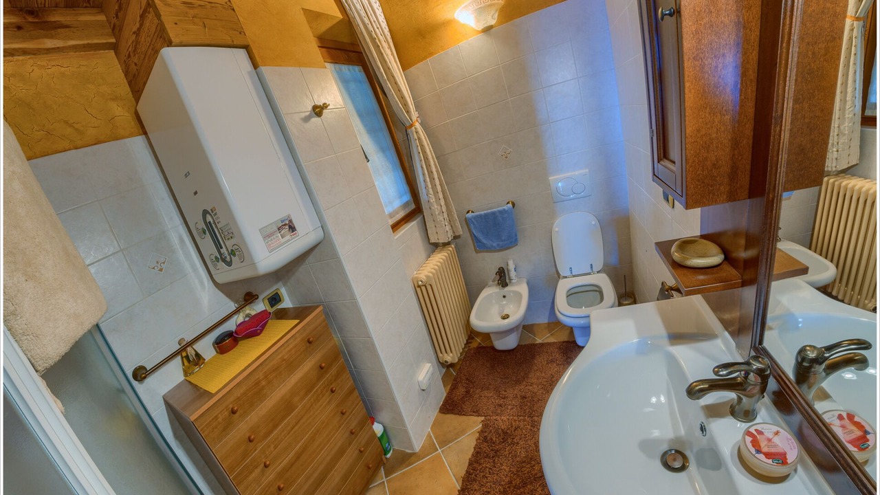 Photo of Bathroom in Peglio