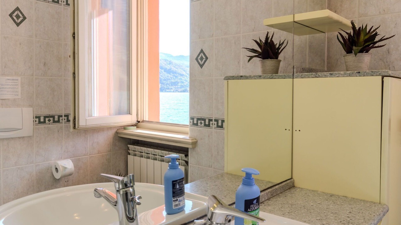 Photo of Bathroom in Cima