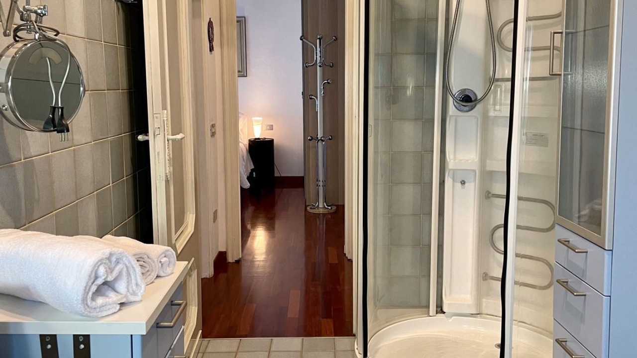 Photo of Bathroom in Rho