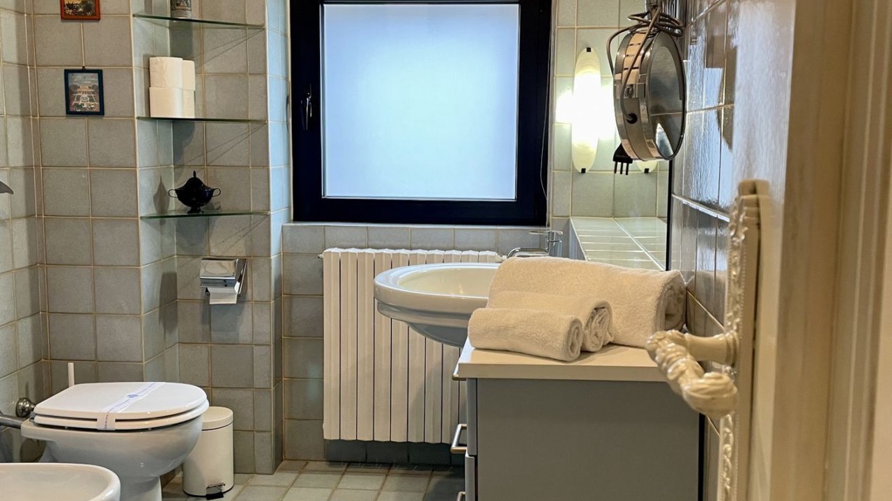 Photo of Bathroom in Rho