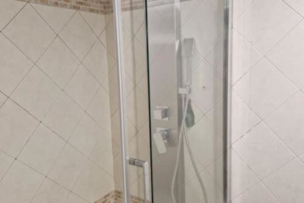 Photo of Bathroom in Cinisello Balsamo