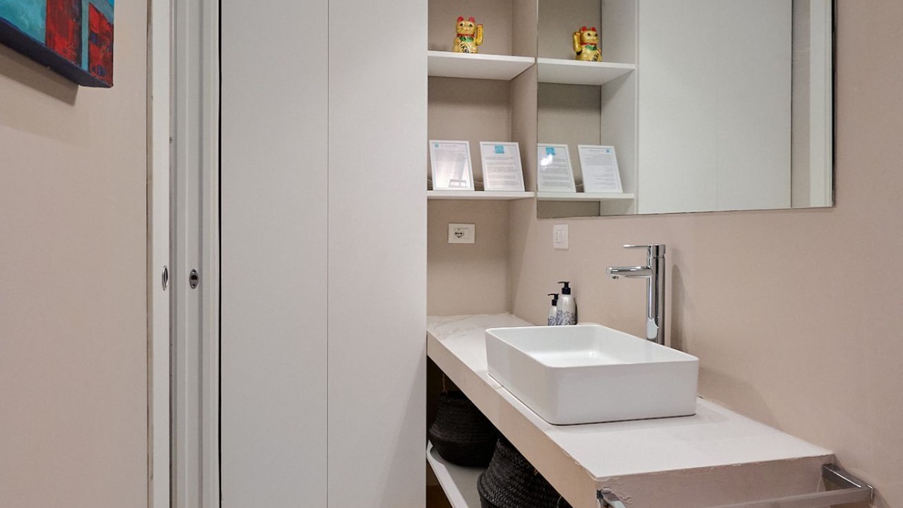 Photo of Bathroom in Chinatown