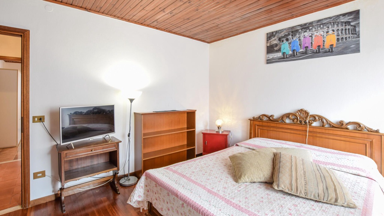 Photo of Others in Ossimo