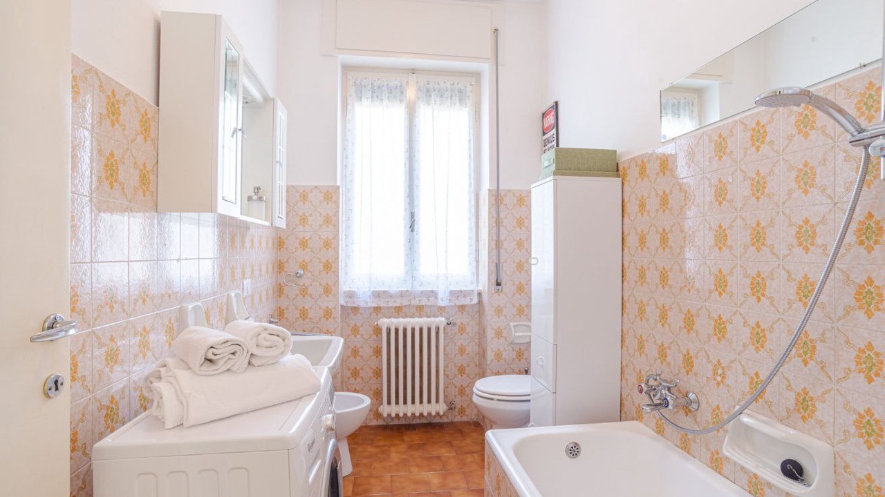 Photo of Bathroom in Barni