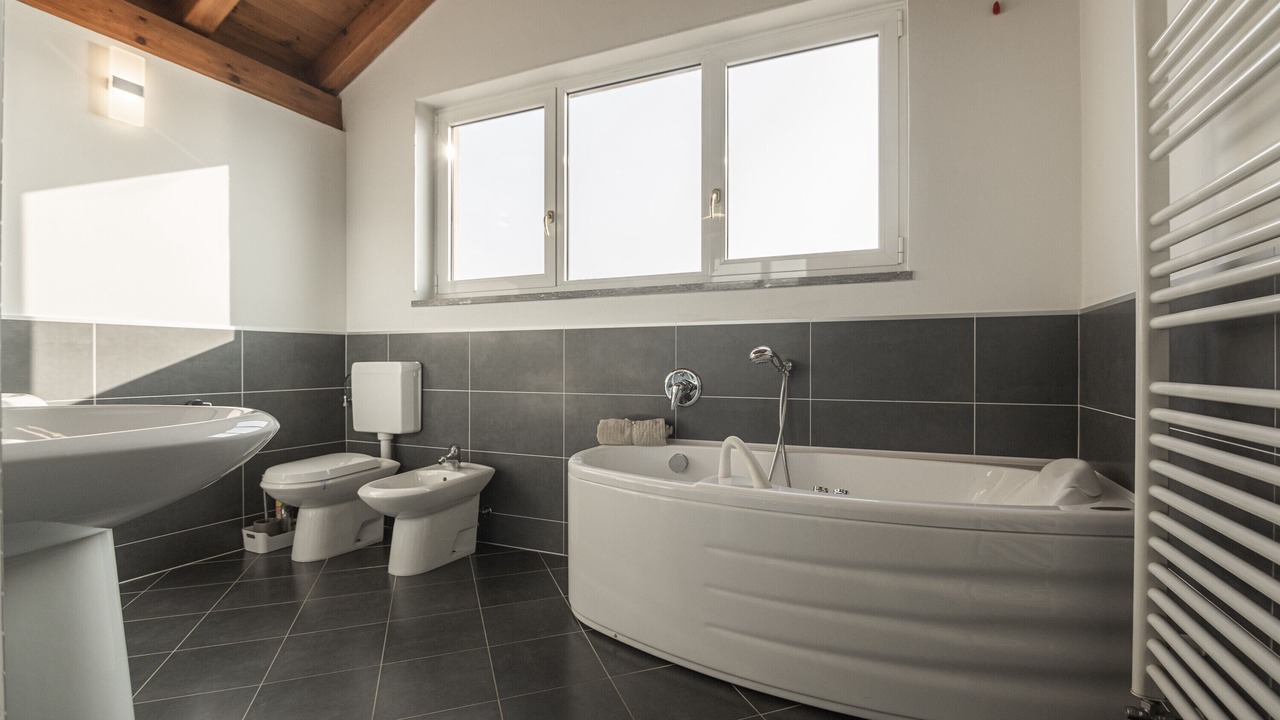 Photo of Bathroom in Reno