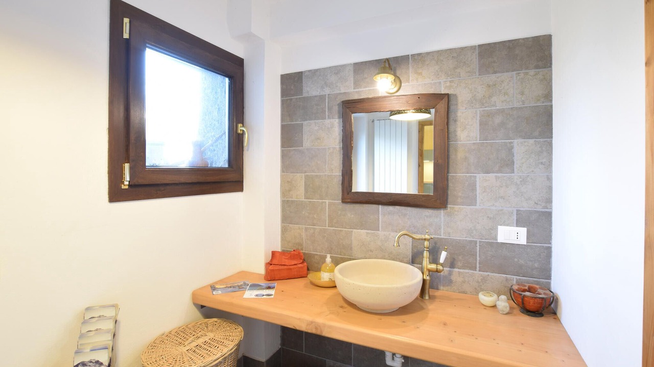 Photo of Bathroom in Solto Collina