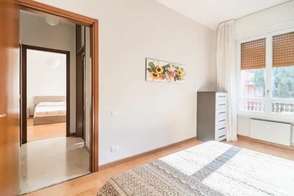Photo of Bedroom in Como