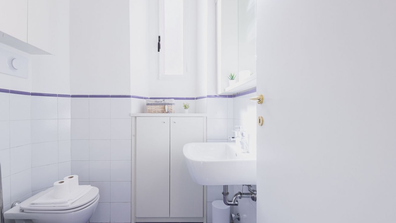 Photo of Bathroom in Central Station