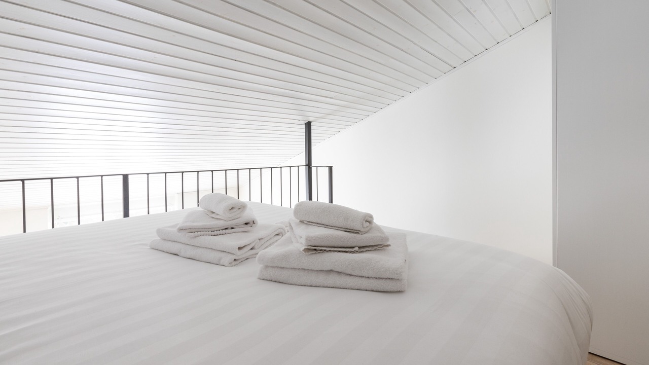 Photo of Bedroom in Magenta