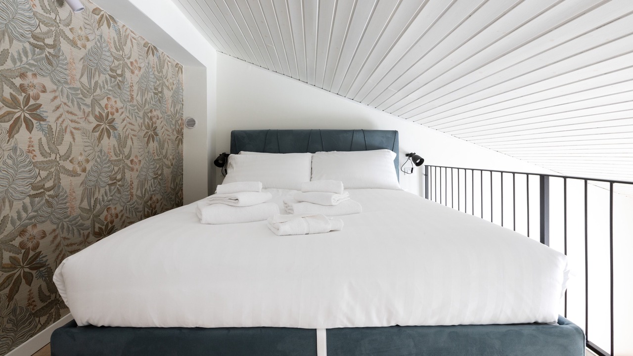 Photo of Bedroom in Magenta