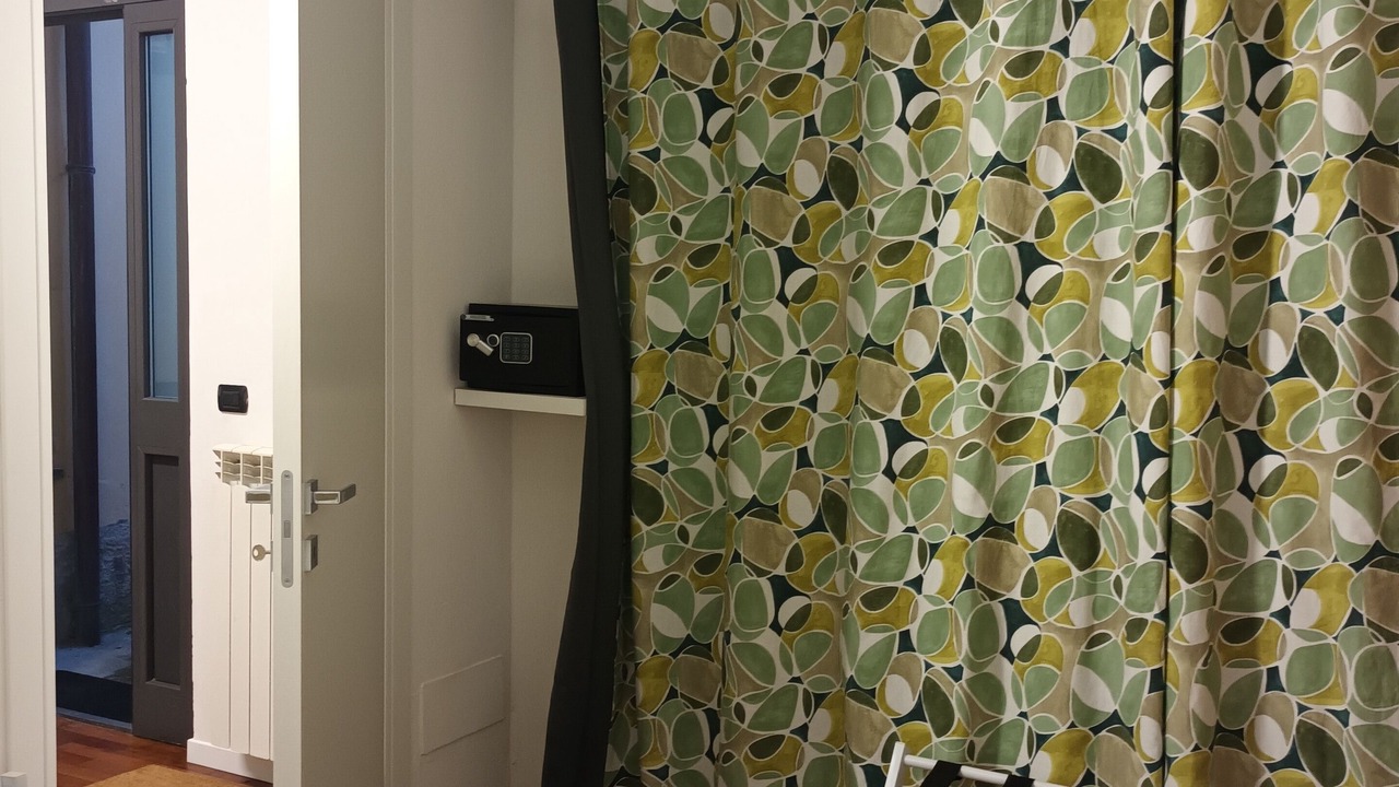 Photo of Bedroom in Como City Centre