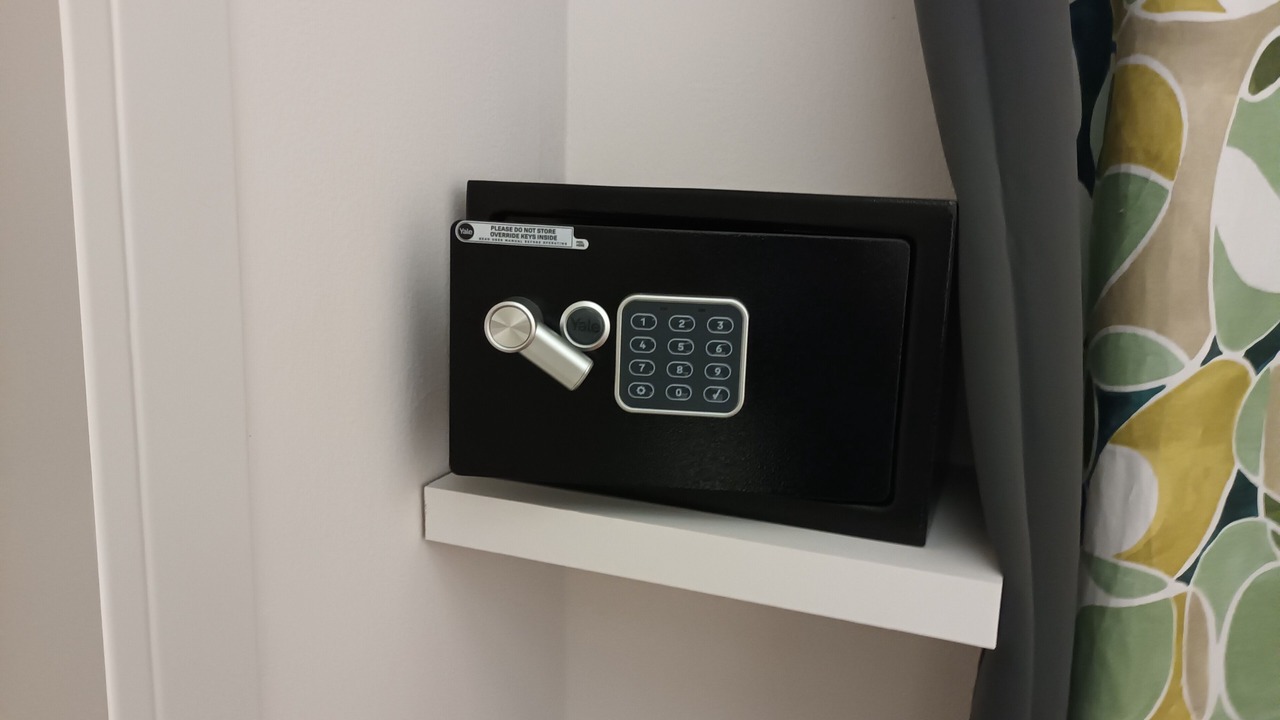 Photo of Bedroom in Como City Centre