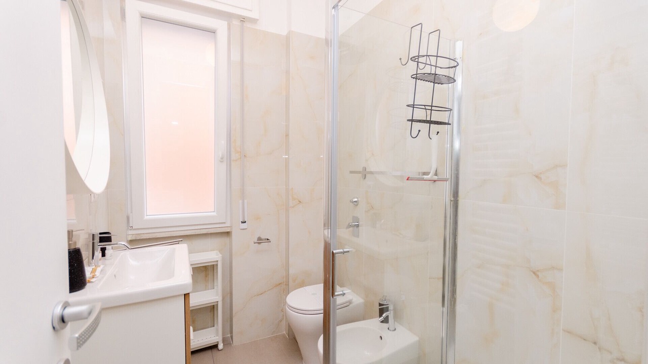 Photo of Bathroom in Lorenteggio