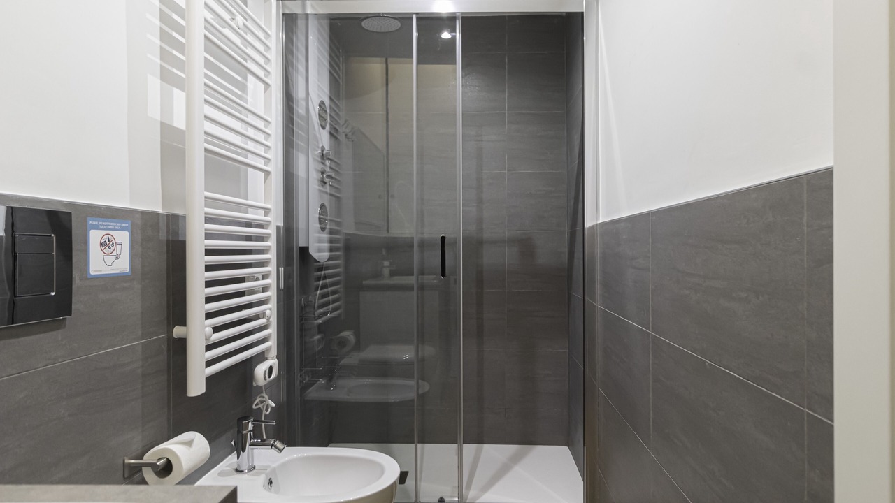 Photo of Bathroom in Dergano