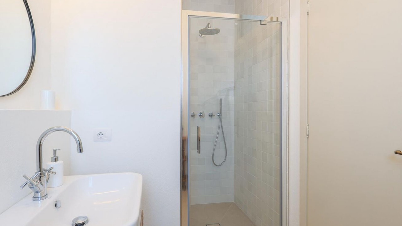 Photo of Bathroom in Colonno