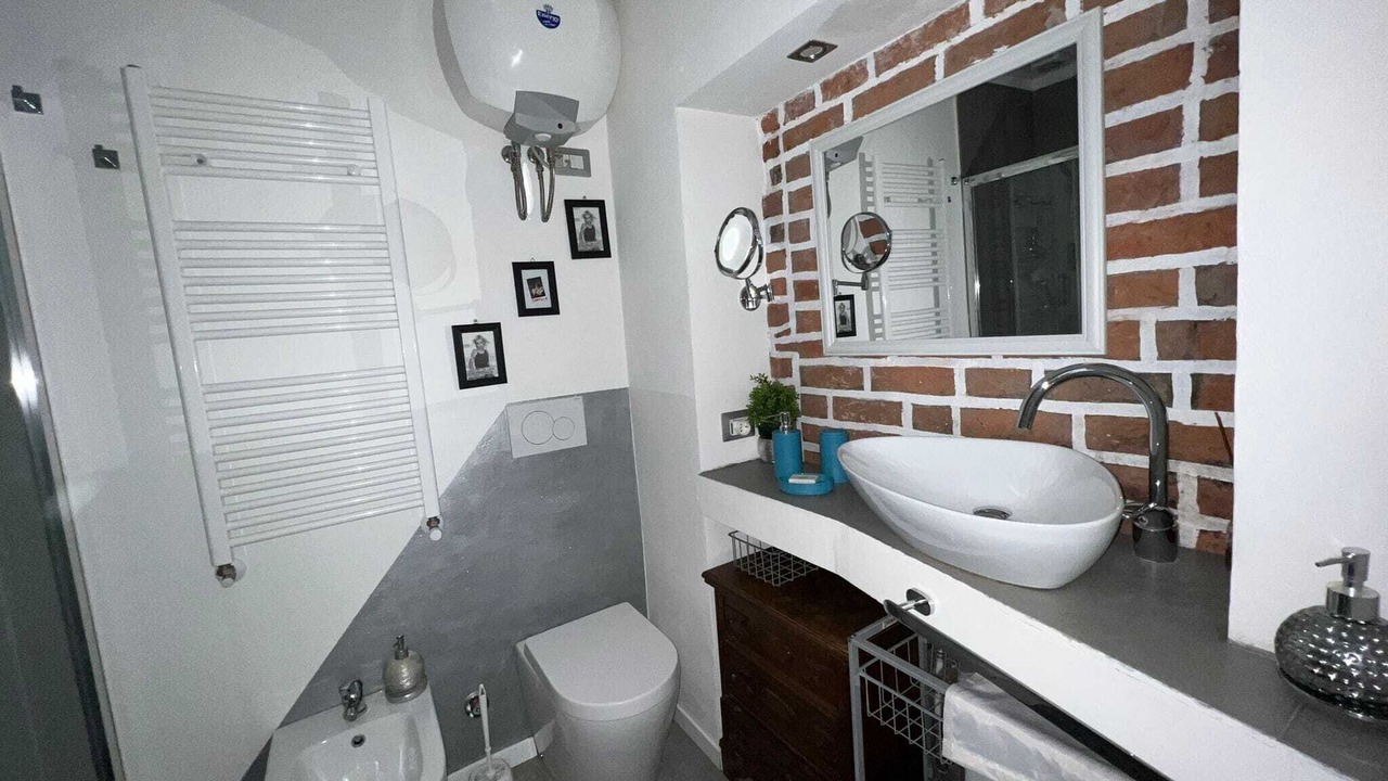 Photo of Bathroom in Centro Direzionale
