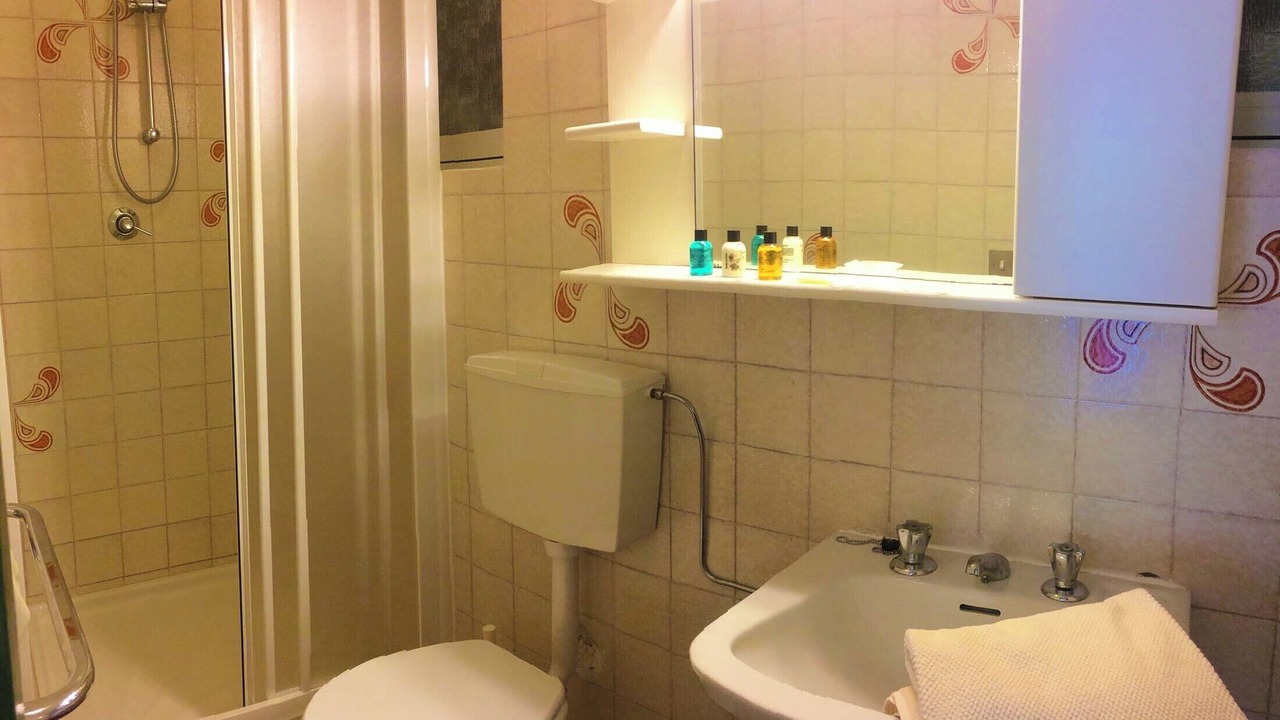 Photo of Bathroom in Idro