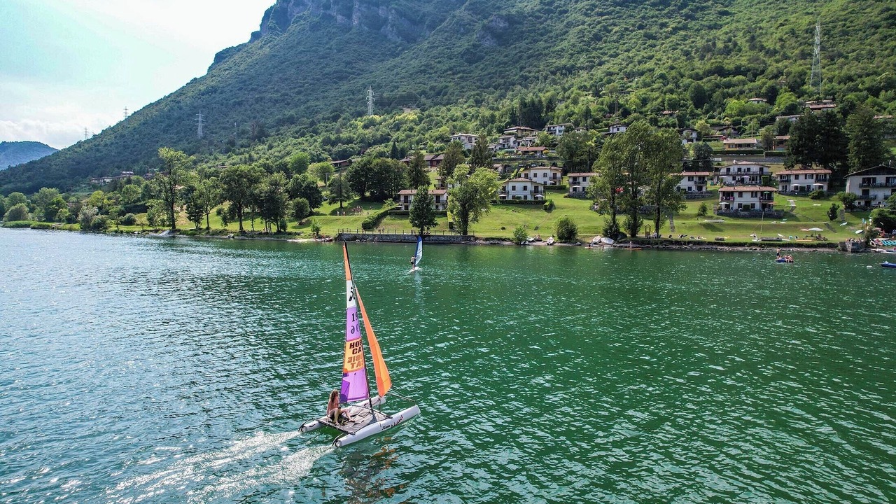 Photo of Others in Idro