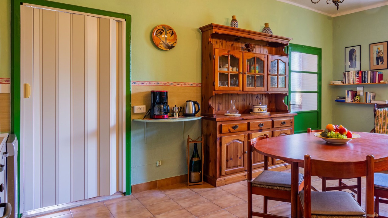 Photo of Bedroom in Dongo