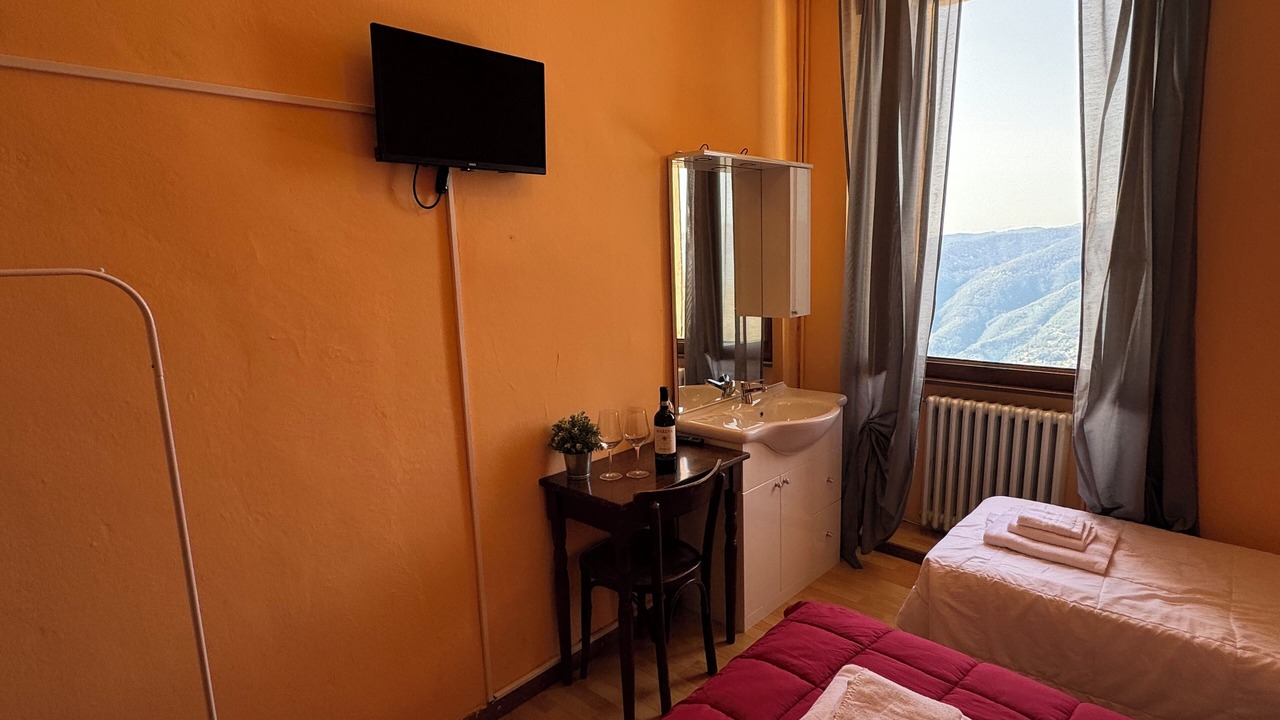 Photo of Bedroom in Brunate