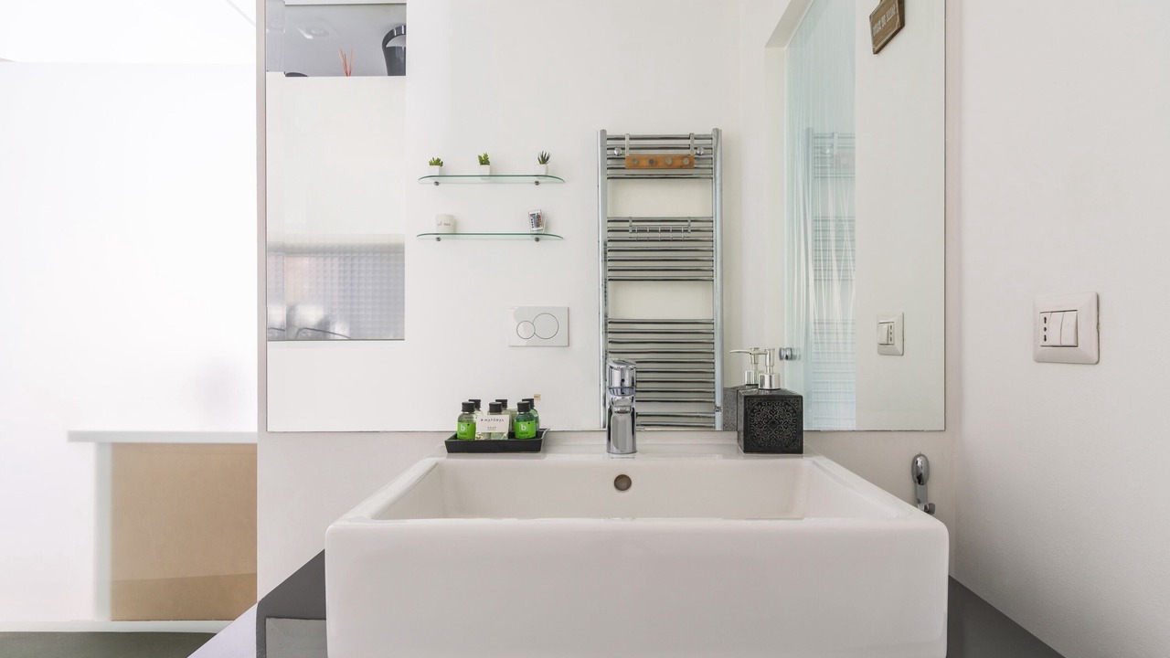 Photo of Bathroom in Chinatown