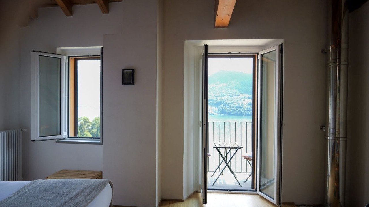 Photo of Bedroom in Moltrasio