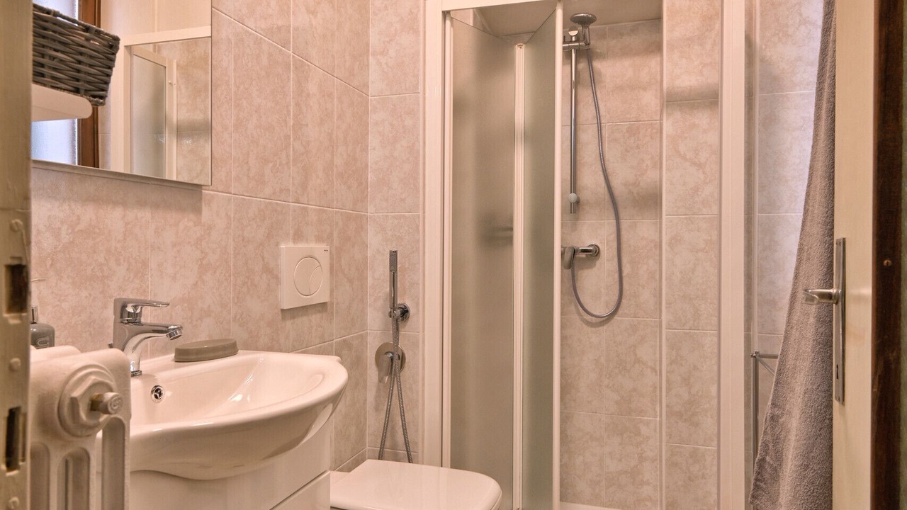 Photo of Bathroom in Bogliaco