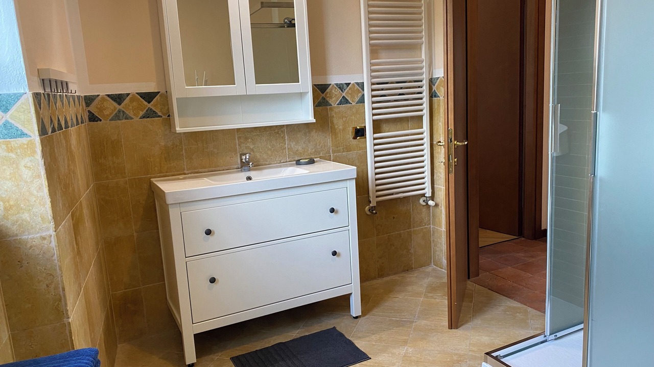 Photo of Bathroom in Crone