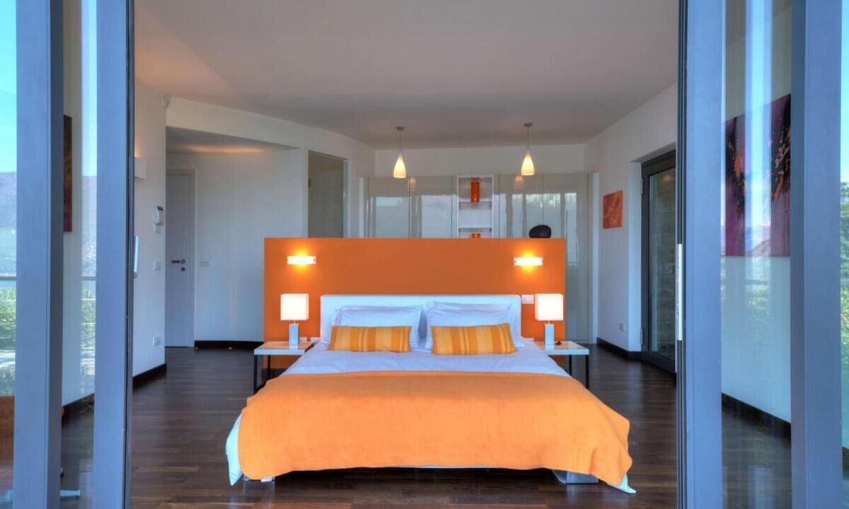 Photo of Bedroom in Menaggio