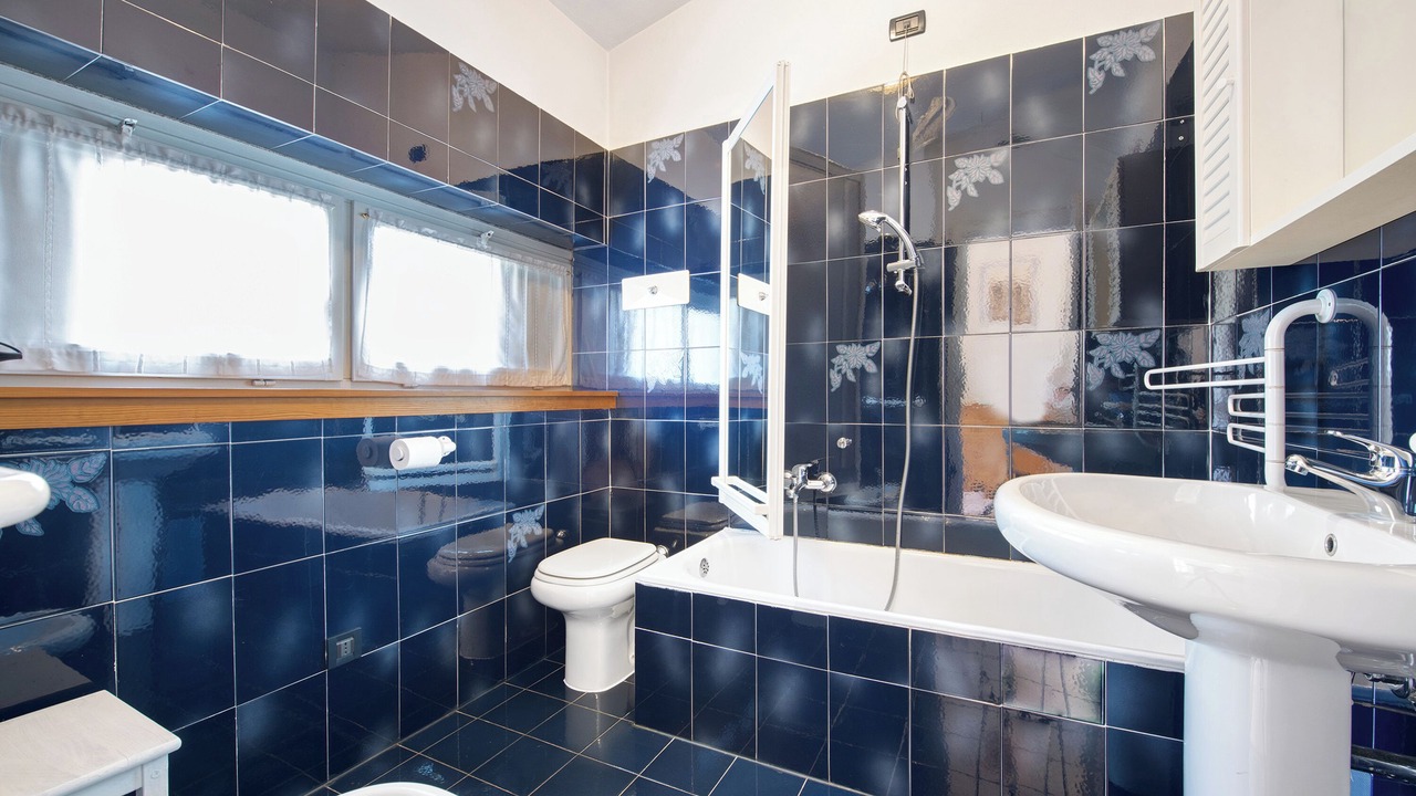 Photo of Bathroom in Sensole