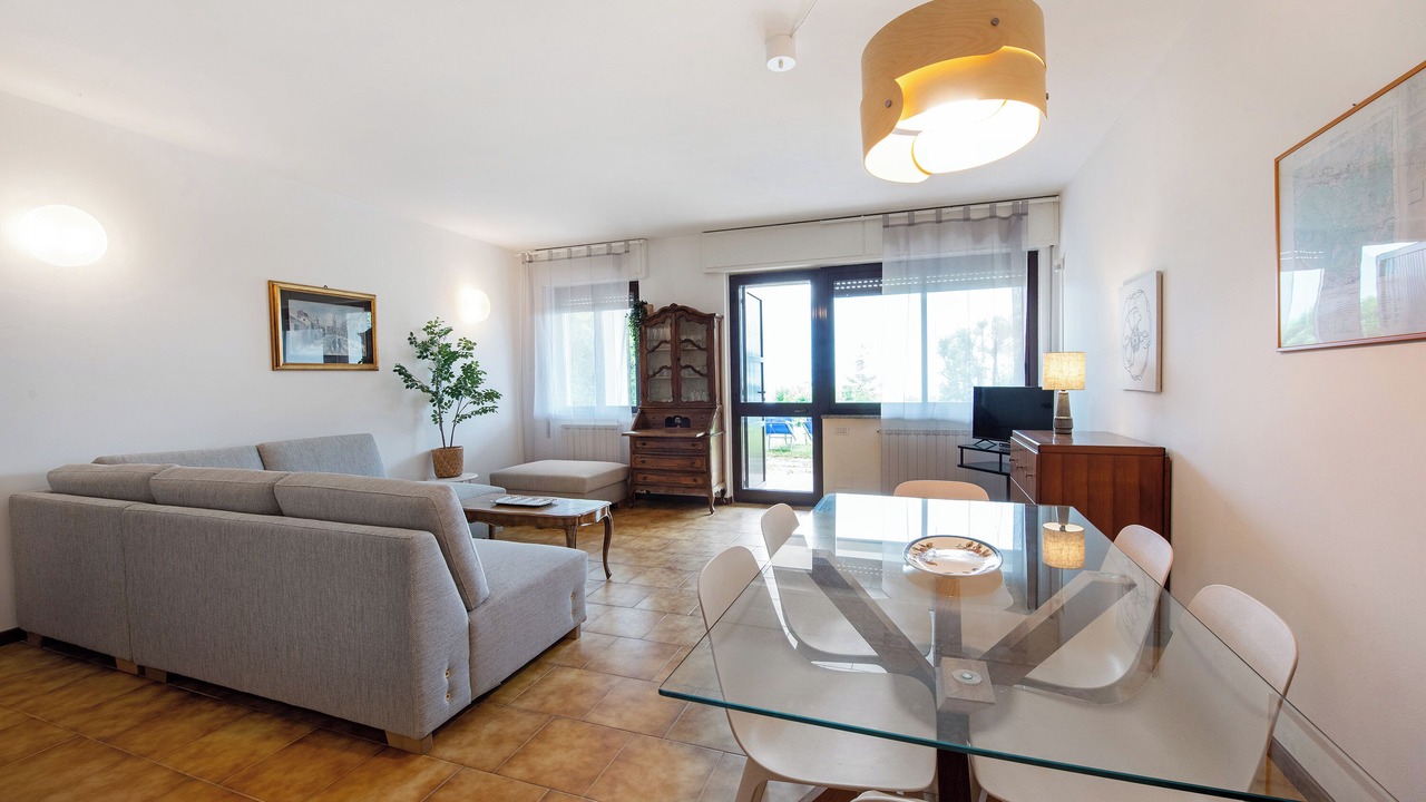 Photo of Livingroom in Portese