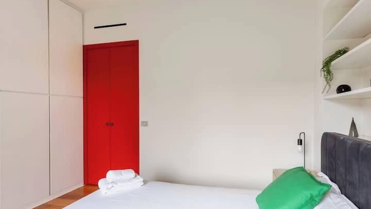 Photo of Bedroom in Tricolore