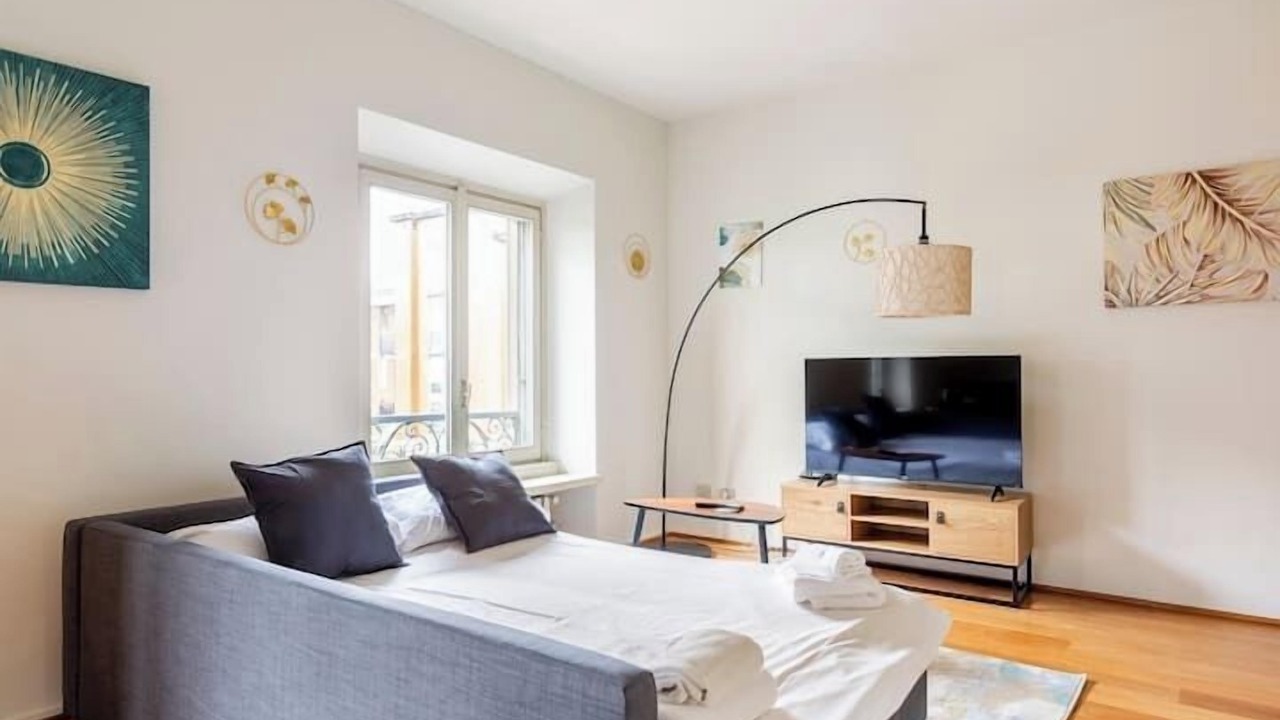 Photo of Bedroom in Tricolore