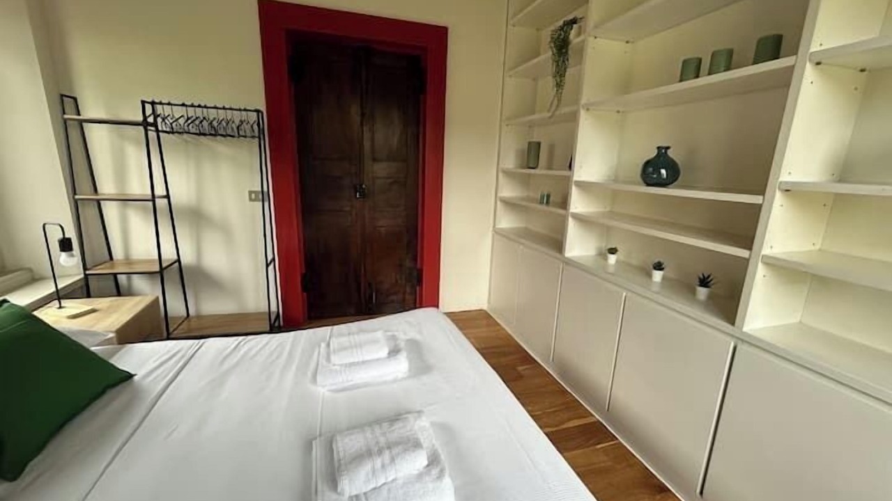 Photo of Bedroom in Tricolore