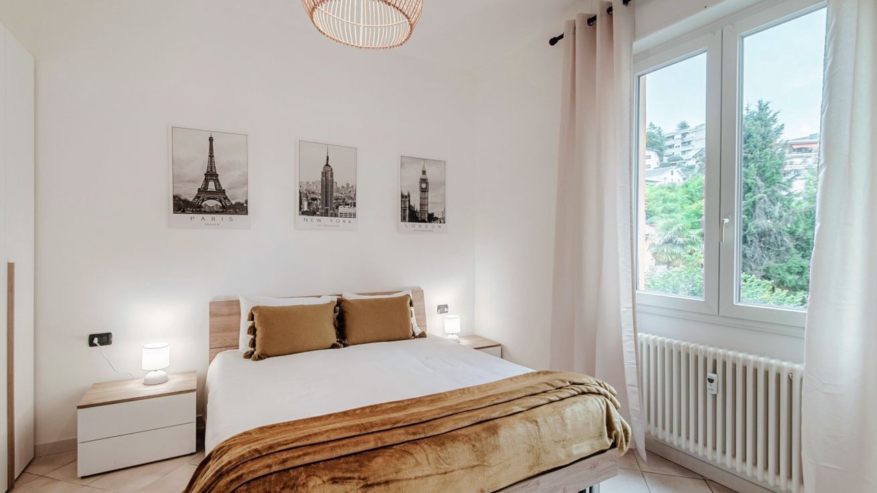 Photo of Bedroom in Como