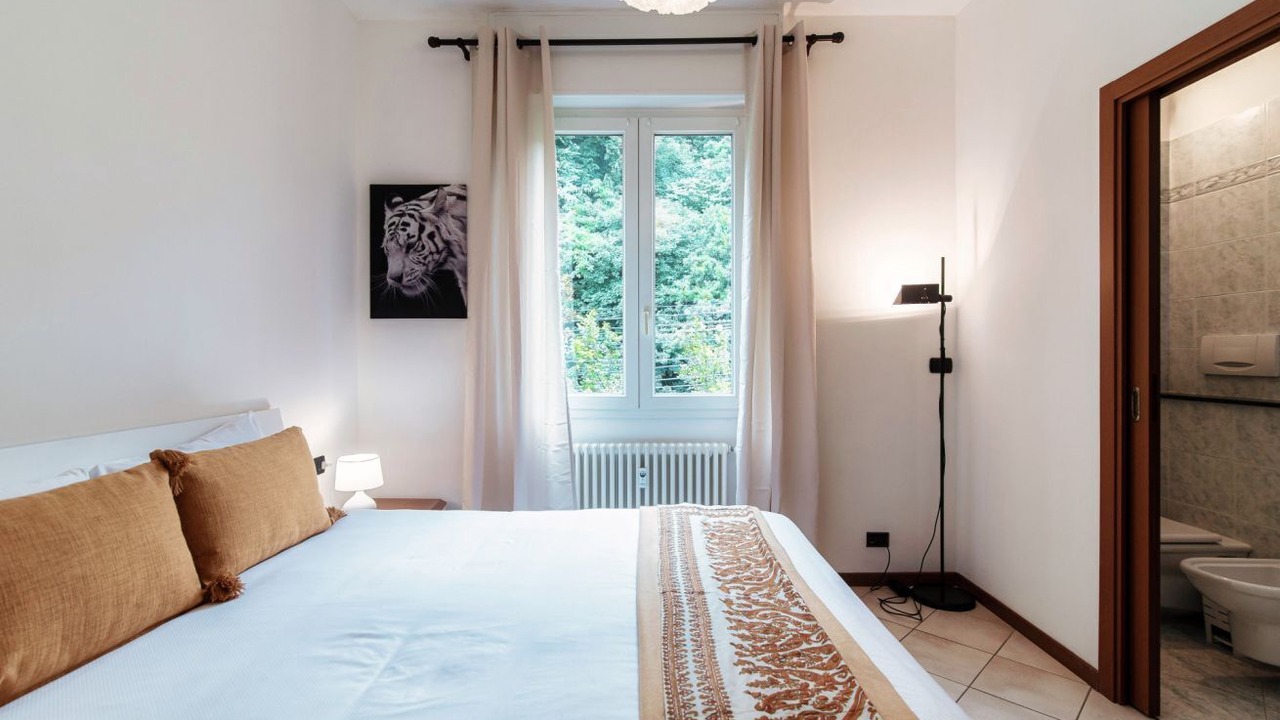 Photo of Bedroom in Como