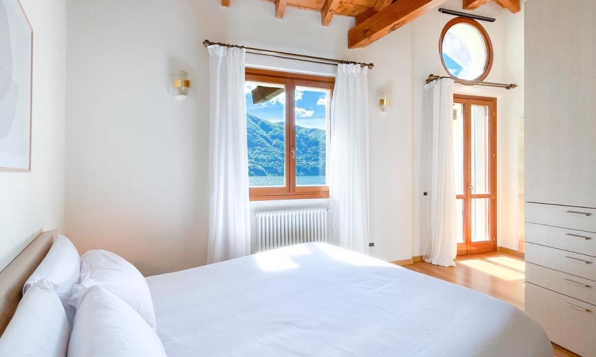 Photo of Bedroom in Laglio