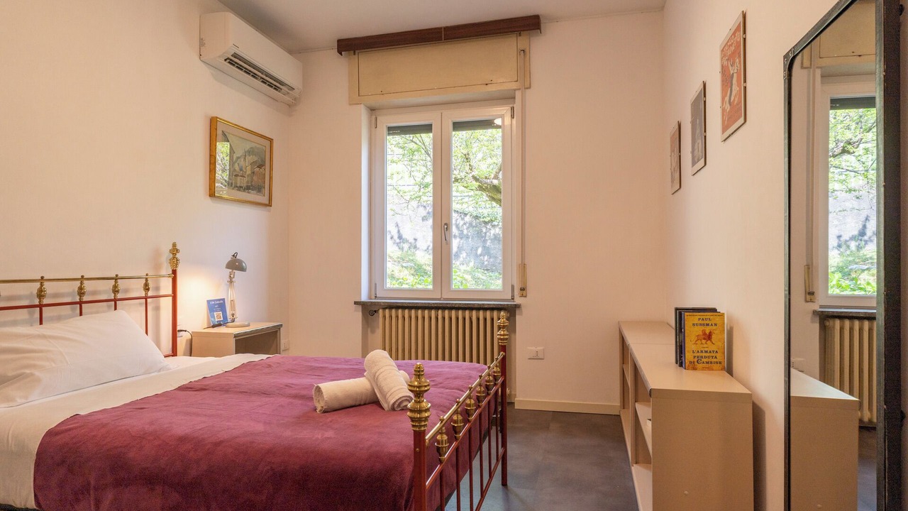 Photo of Bedroom in Lecco