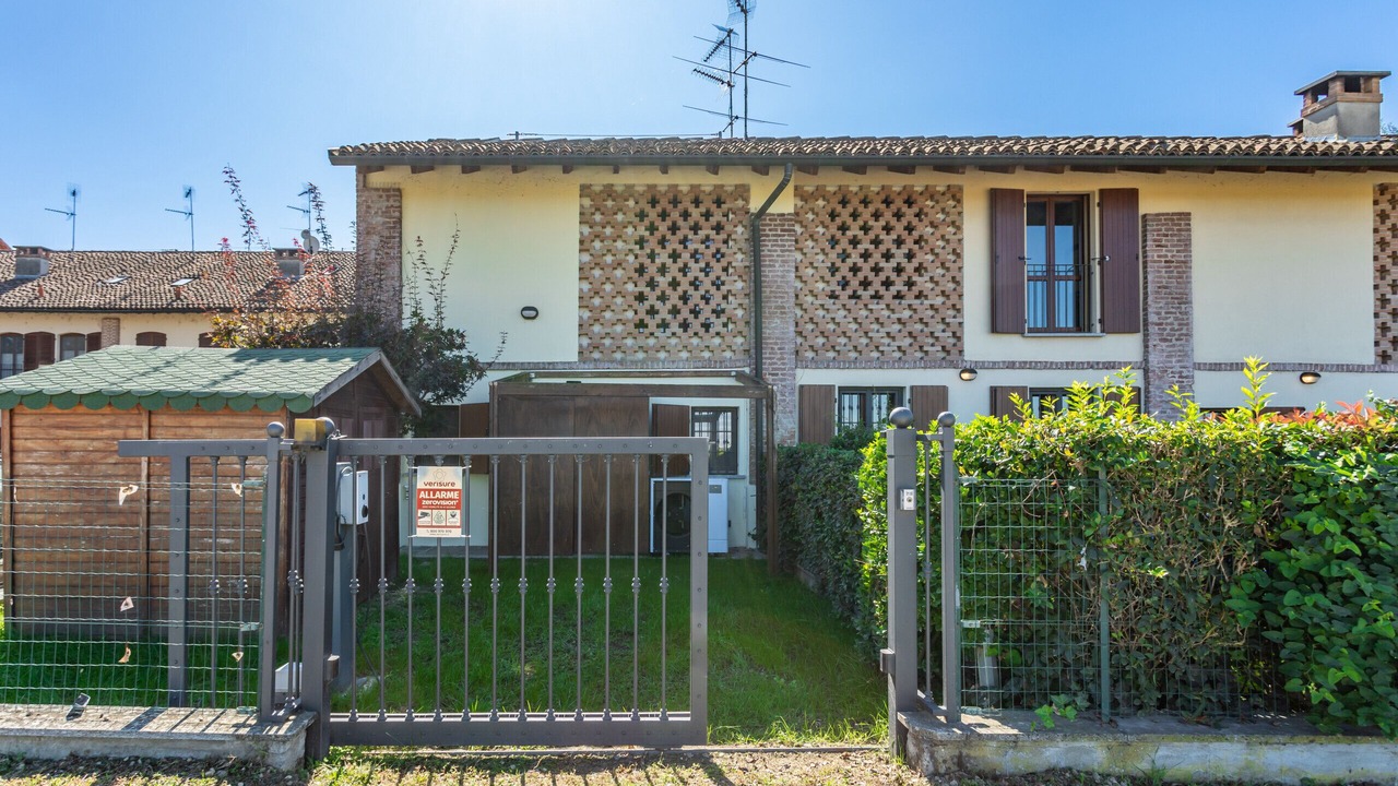 Photo of Outdoor in Pavia