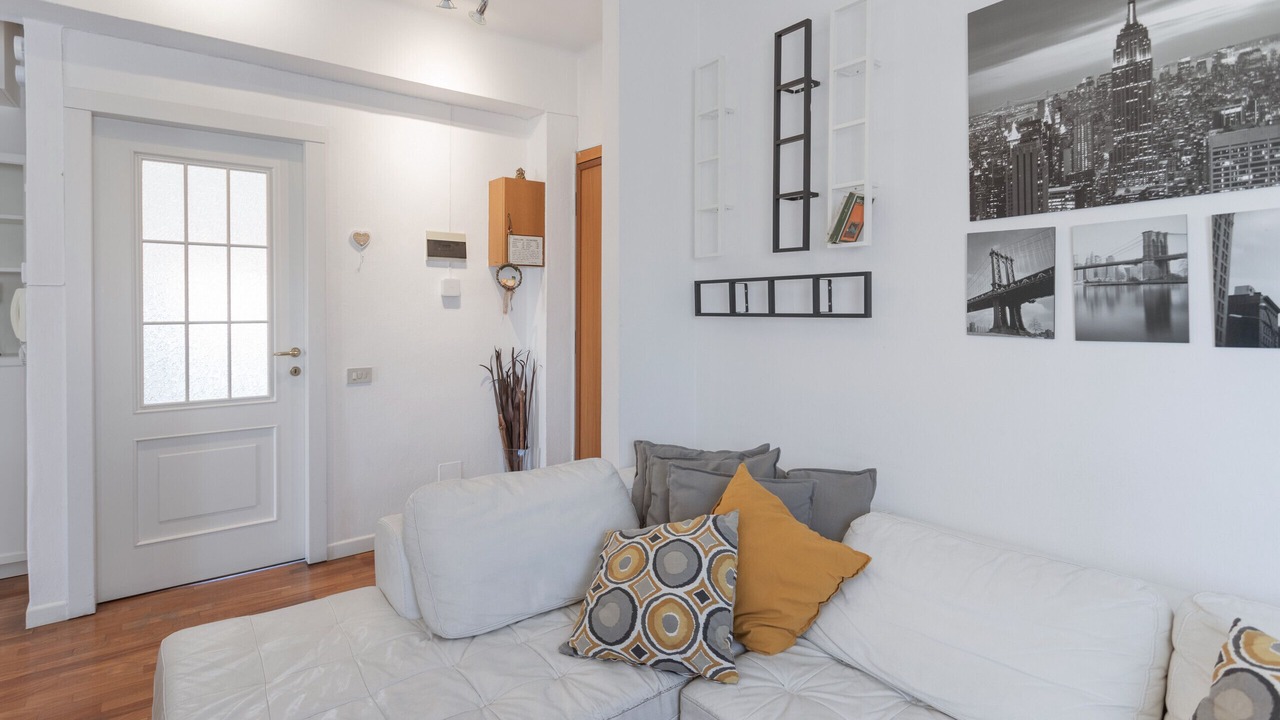 Photo of Livingroom in Pavia